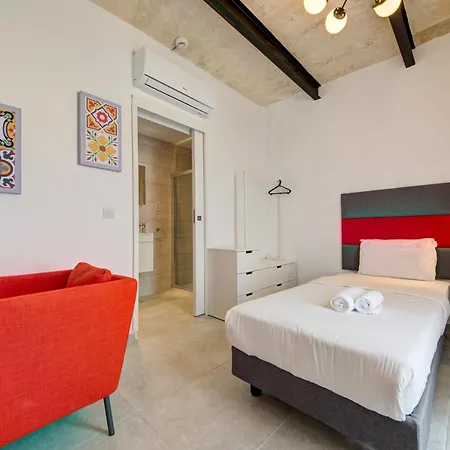 Casa Domenico 8 *